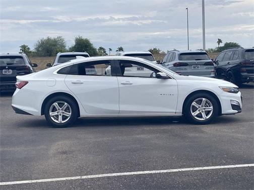 2022 Chevrolet Malibu FWD LT