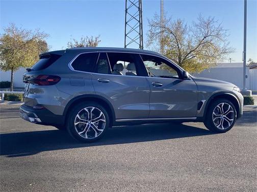 2025 BMW X5 sDrive40i