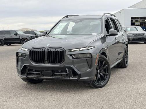 Dravit Grey Metallic 2026 BMW X7 xDrive40i