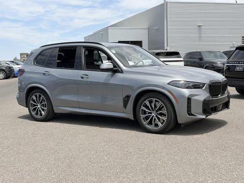 Skyscraper Grey Metallic 2024 BMW X5 PHEV xDrive50e