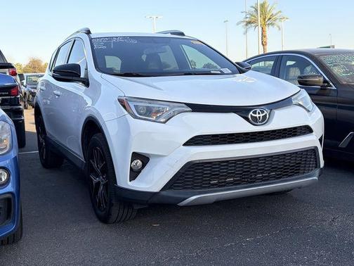 2016 Toyota RAV4 SE