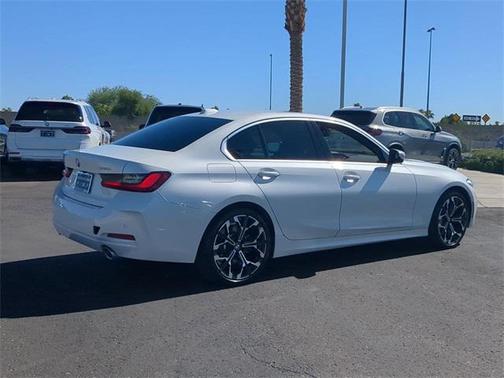 2025 BMW 330 330i Sedan