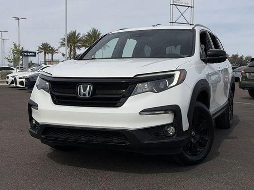 Platinum White Pearl 2022 Honda Pilot AWD TrailSport
