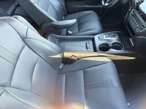 Platinum White Pearl 2022 Honda Pilot AWD TrailSport