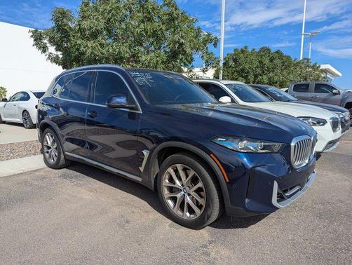 Tanzanite Blue II Metallic 2024 BMW X5 PHEV xDrive50e