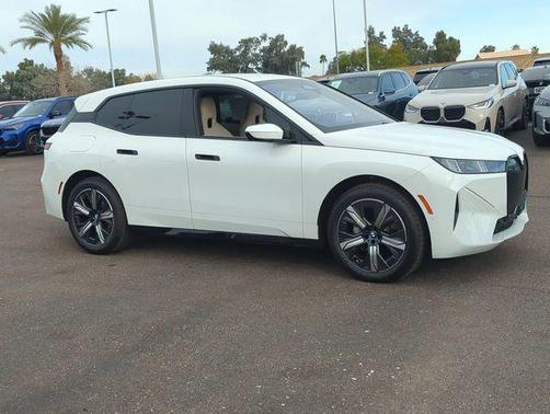 2026 BMW iX xDrive45