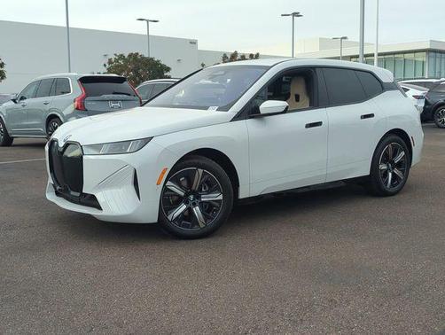 2026 BMW iX xDrive45