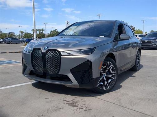 2025 BMW iX xDrive50