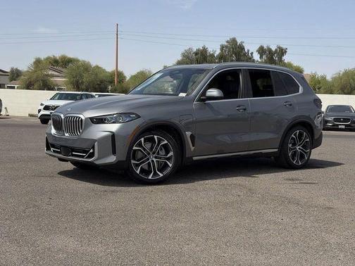 Skyscraper Grey Metallic 2026 BMW X5 PHEV xDrive50e
