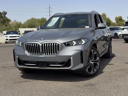 Skyscraper Grey Metallic 2026 BMW X5 PHEV xDrive50e