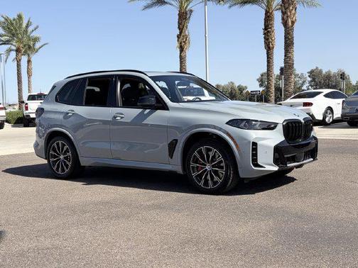 Brooklyn Grey Metallic 2026 BMW X5 M60i