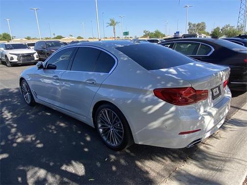 2017 BMW 540 540i