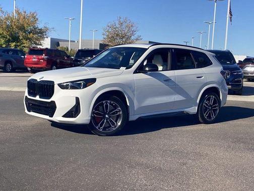 Alpine White 2026 BMW X1 xDrive28i
