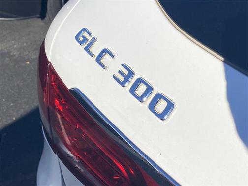 2019 Mercedes-Benz GLC 300 Base