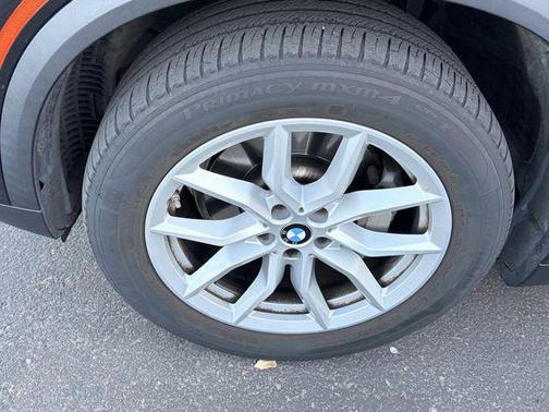 Black Sapphire Metallic 2021 BMW X5 xDrive40i