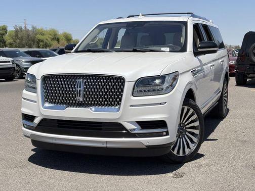 WHITE PLATINUM TRI-COAT MET 2018 Lincoln Navigator L Reserve