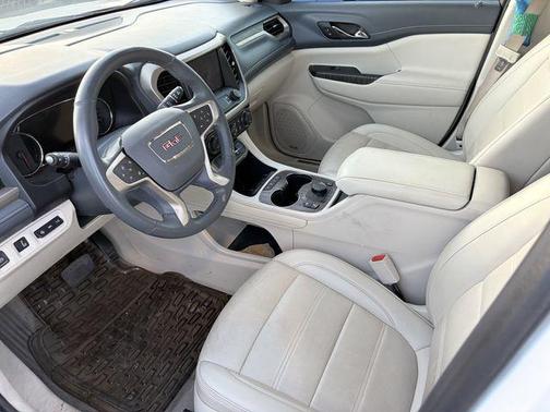 White Frost Tricoat 2023 GMC Acadia Denali