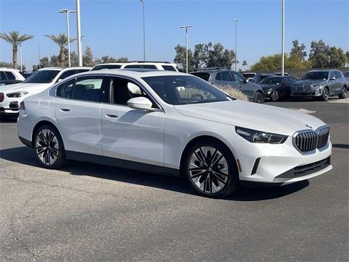 2025 BMW 530 i