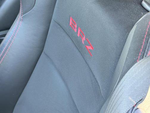 Crystal White Pearl 2019 Subaru BRZ Limited