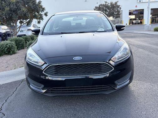 SHADOW BLACK 2018 Ford Focus SE