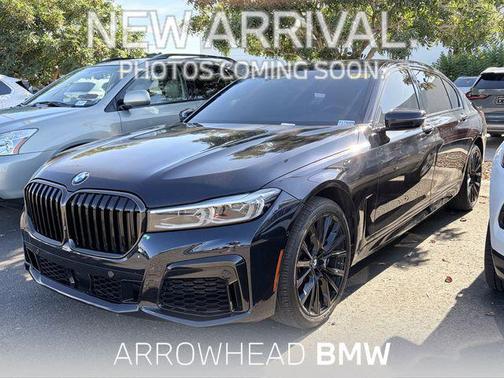 Carbon Black Metallic 2022 BMW 740 i