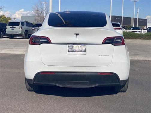 2023 Tesla Model Y Long Range Dual Motor All-Wheel Drive