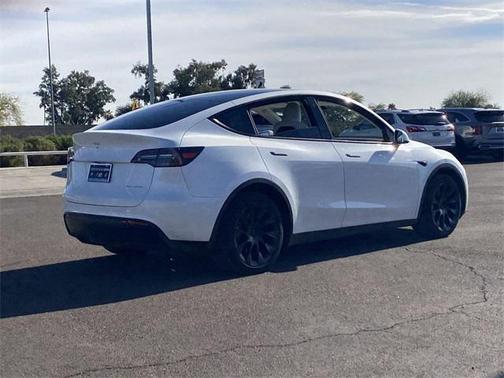 2023 Tesla Model Y Long Range Dual Motor All-Wheel Drive