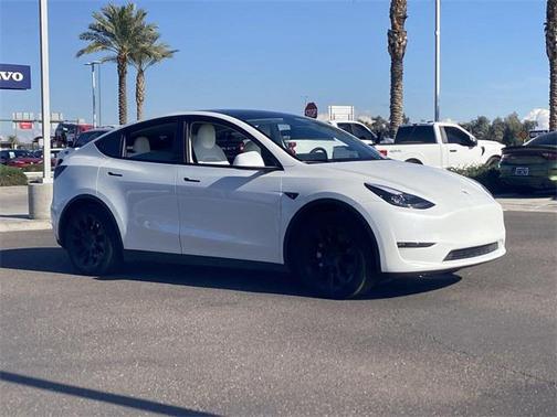 2023 Tesla Model Y Long Range Dual Motor All-Wheel Drive