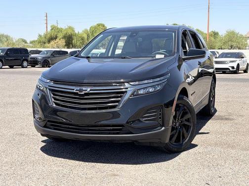 Mosaic Black Metallic 2024 Chevrolet Equinox LS
