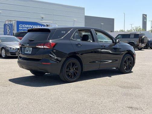 Mosaic Black Metallic 2024 Chevrolet Equinox LS