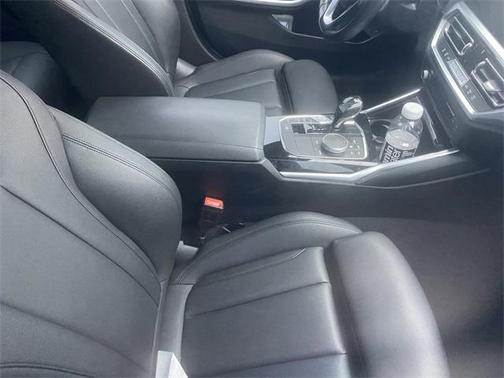 2019 BMW 330 330i
