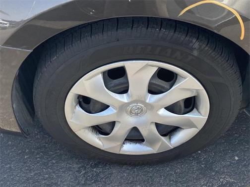 2015 Mazda Mazda3 i Sport