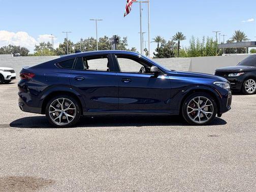 Tanzanite Blue II Metallic 2021 BMW X6 M50i