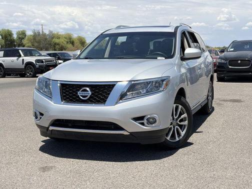 Brilliant Silver 2013 Nissan Pathfinder SL