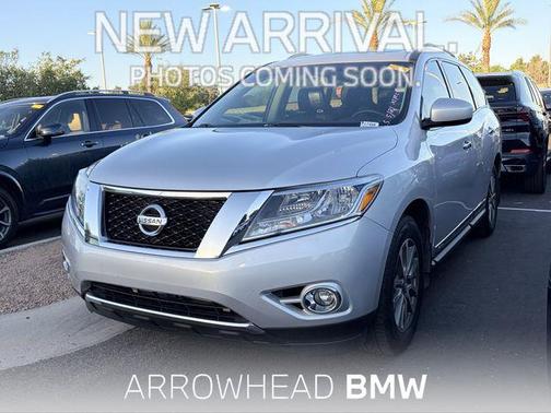 Brilliant Silver 2013 Nissan Pathfinder SL