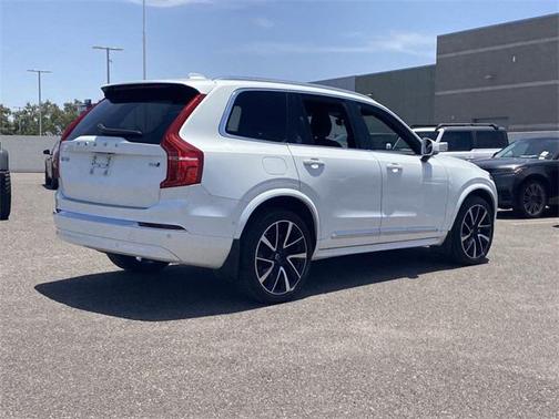 2023 Volvo XC90 B6 Plus 7-Seater