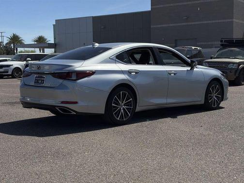 2023 Lexus ES 350 Base