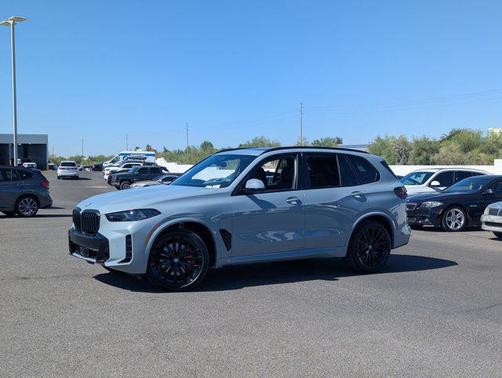 Brooklyn Grey Metallic 2026 BMW X5 sDrive40i