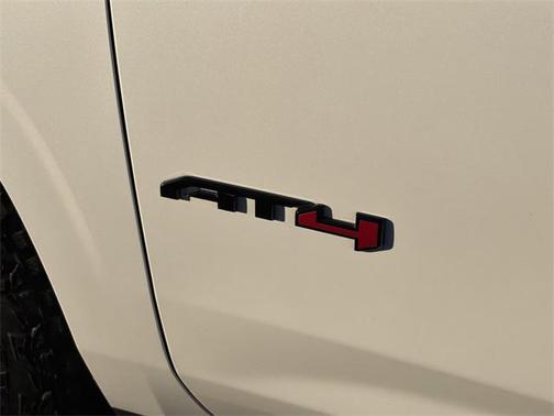 2023 GMC Yukon XL 4WD AT4