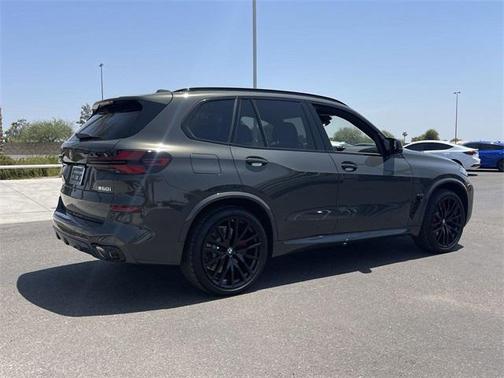 2026 BMW X5 M60i