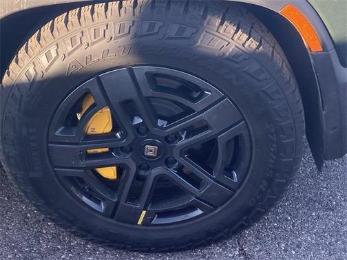 2023 Rivian R1S Adventure