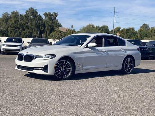 2023 BMW 530 i