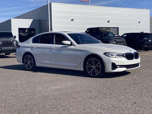2023 BMW 530 i
