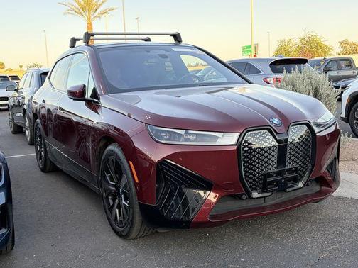 Aventurin Red Metallic 2023 BMW iX xDrive50