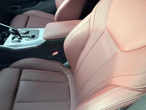 Alpine White 2022 BMW 330 330i