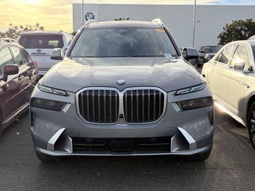 2024 BMW X7 xDrive40i