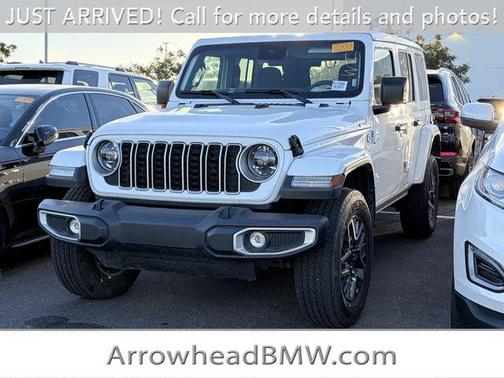 2025 Jeep Wrangler 4-Door Sahara 4x4