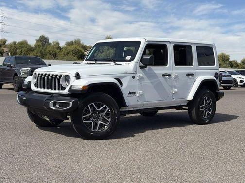 2025 Jeep Wrangler 4-Door Sahara 4x4