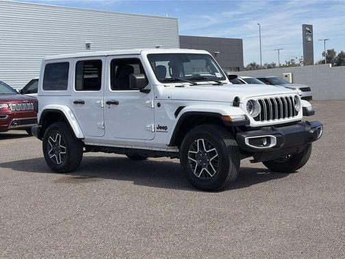 2025 Jeep Wrangler 4-Door Sahara 4x4