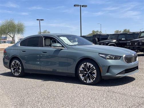 2025 BMW 530 i